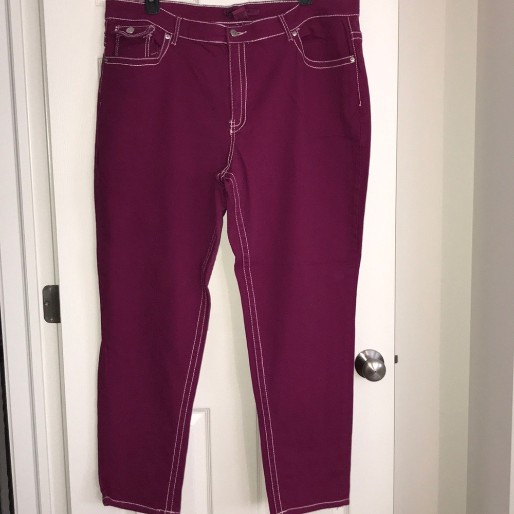 Plus size jean fuschia color 24